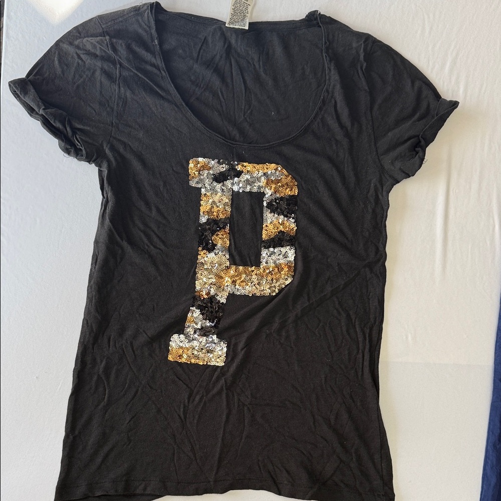 PINK Victoria's Secret Black Tee Large